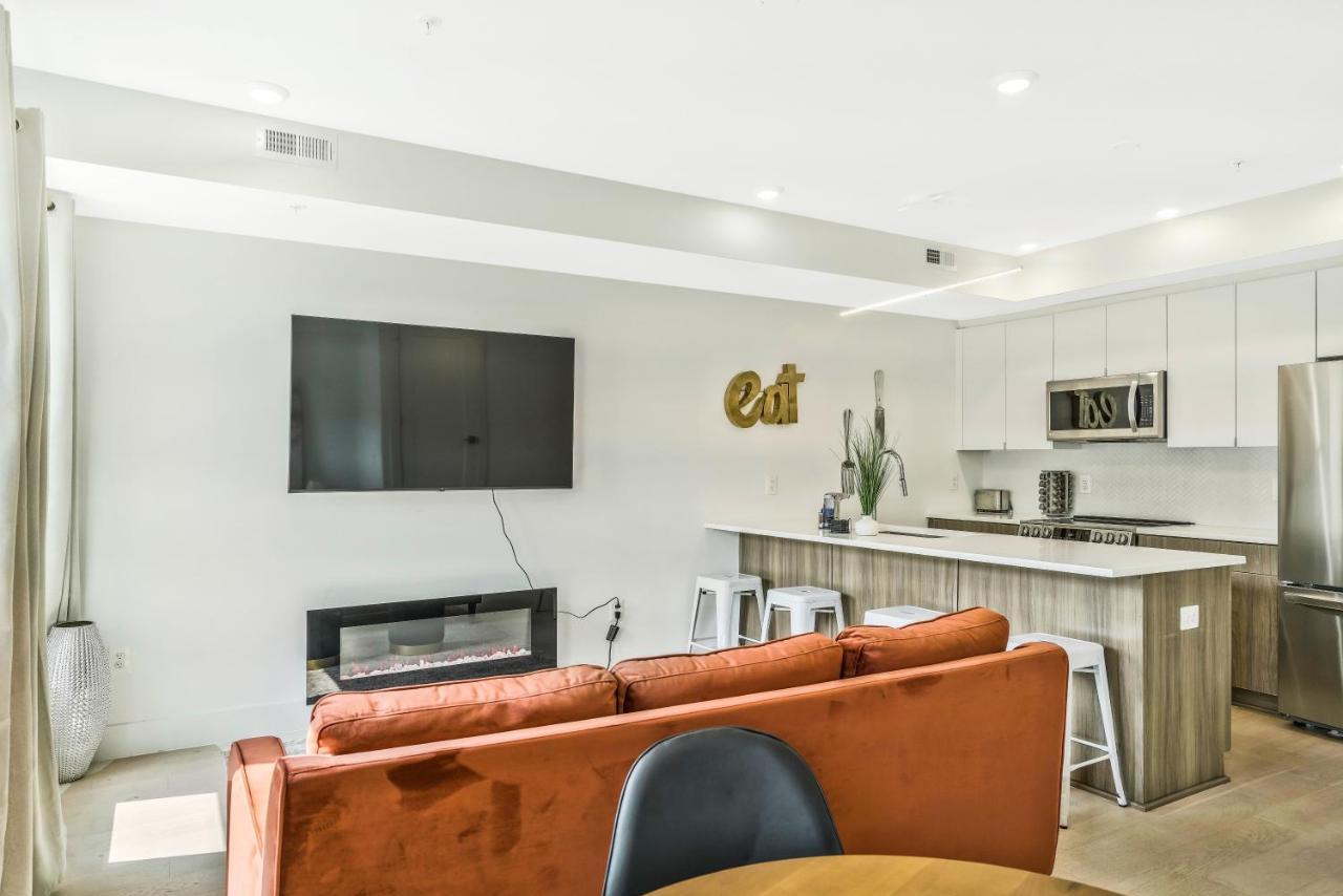 Luxurious And Stylish 2 Bedroom 2 Bathroom Suite Вашингтон Экстерьер фото