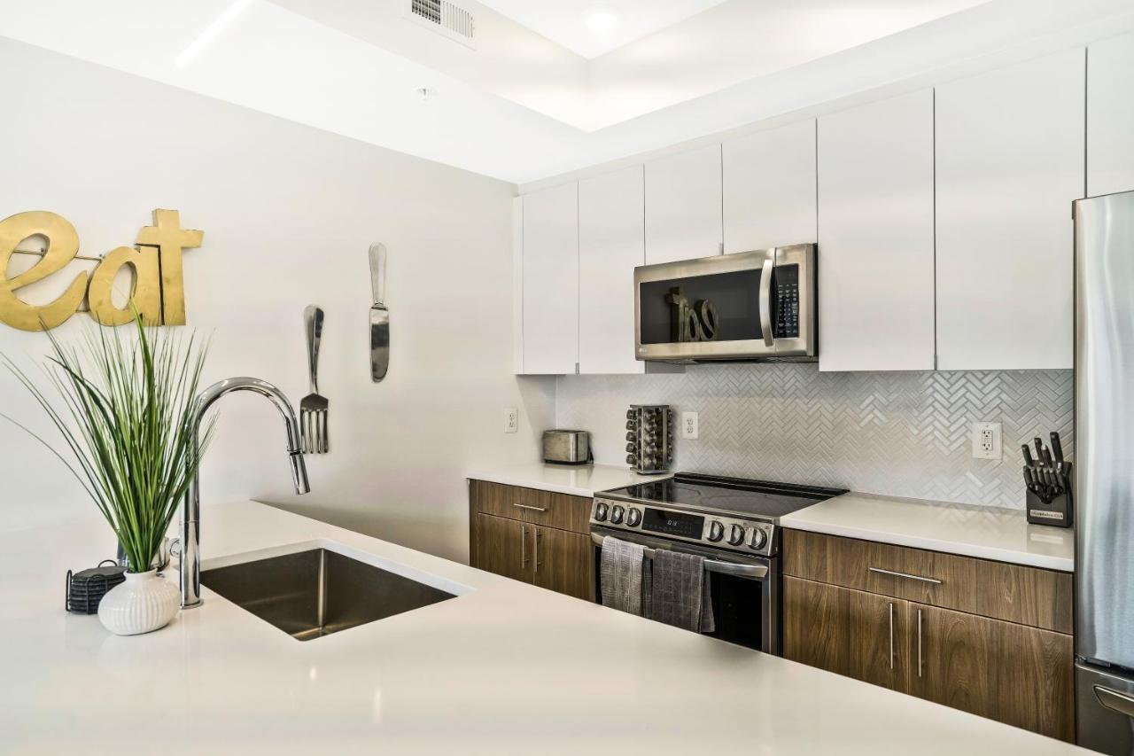 Luxurious And Stylish 2 Bedroom 2 Bathroom Suite Вашингтон Экстерьер фото