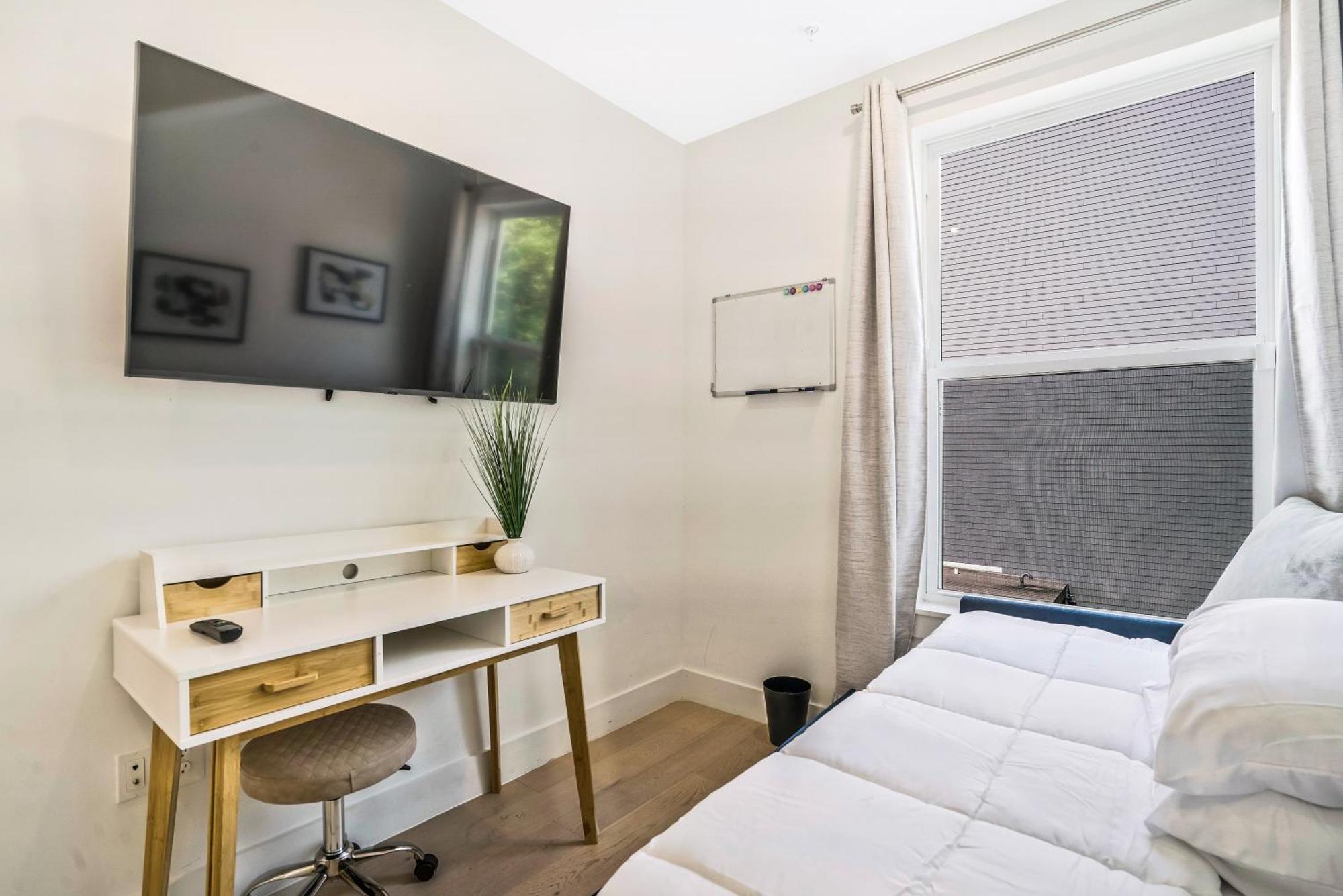 Luxurious And Stylish 2 Bedroom 2 Bathroom Suite Вашингтон Экстерьер фото